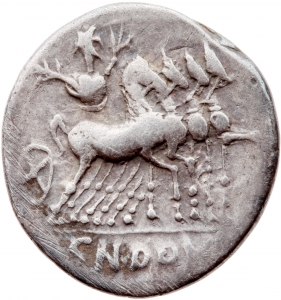 Römische Republik: Cn. Domitius, Q. Curtius, M. Iunius Silanus